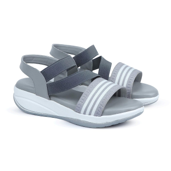 Zapatos deportivos y flotadores