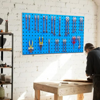 Tools & Hardware
