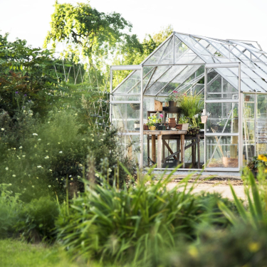 Home and Gardening